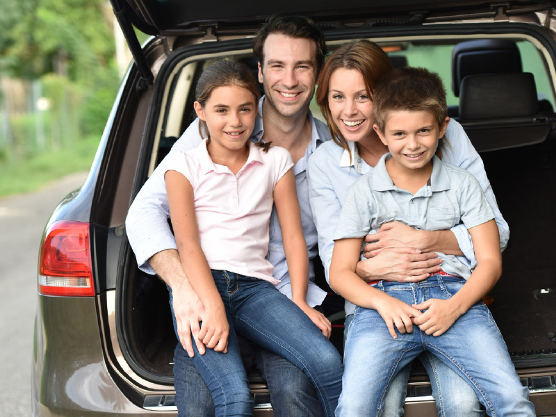 Adalid-Seguro-Autos-y-familia